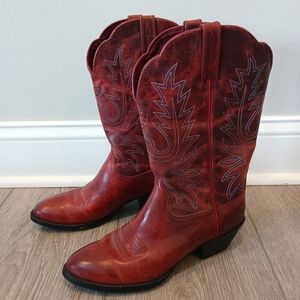 Ariat RARE Red Wine Color Women’s 7B Cowboy BOOTS Western Cowgirl Leather NICE